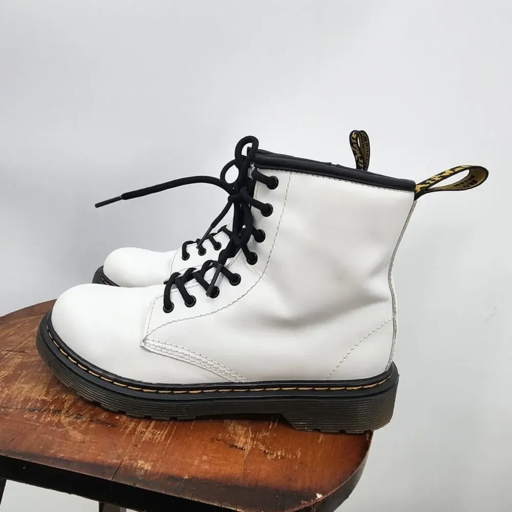Doc Dr Martens‎ 1460 Junior Ladies 5 White 8 Eye Boots